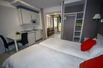 Apartment Jardin De Velarde
